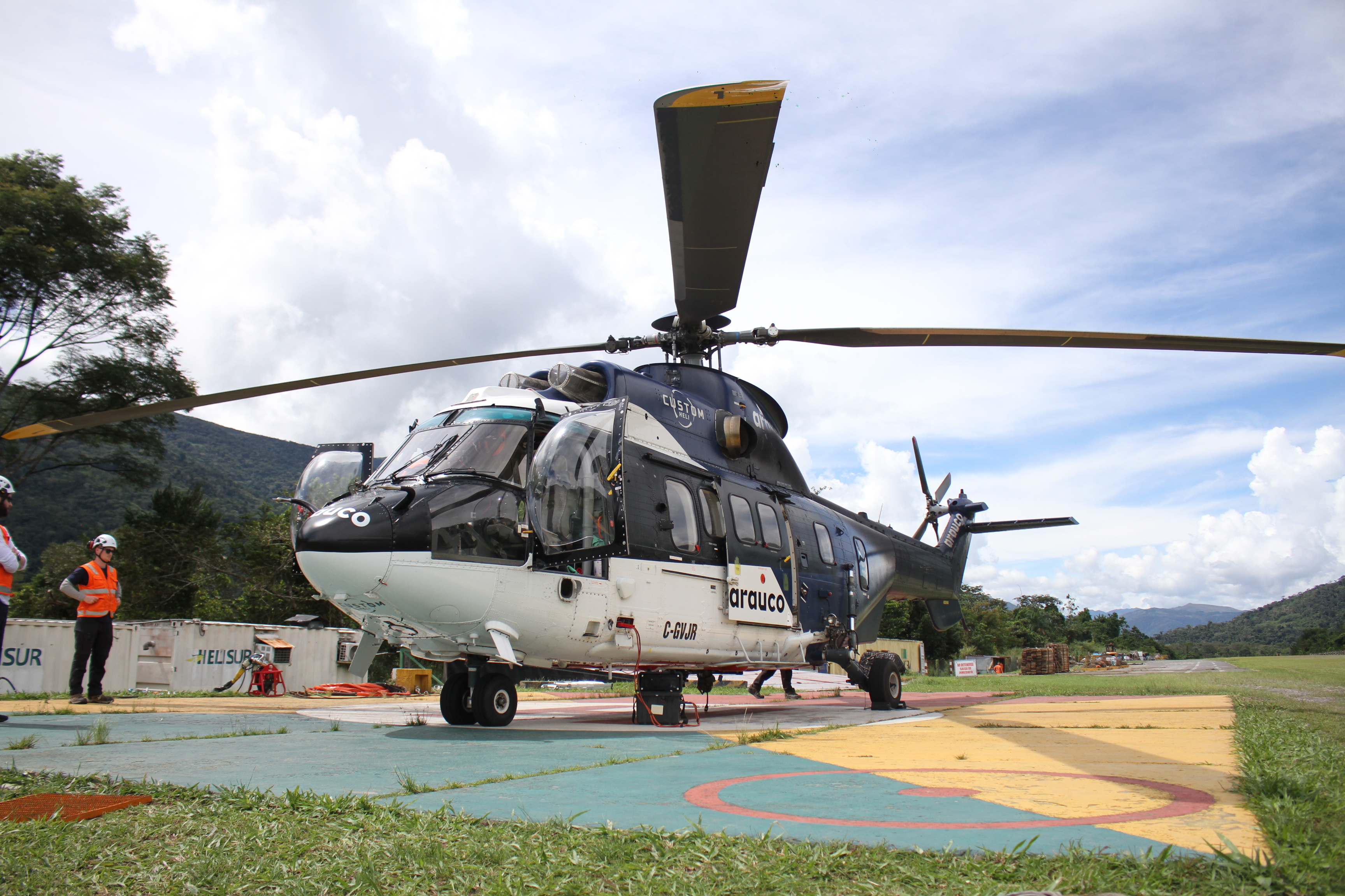 Airbus Super Puma AS332