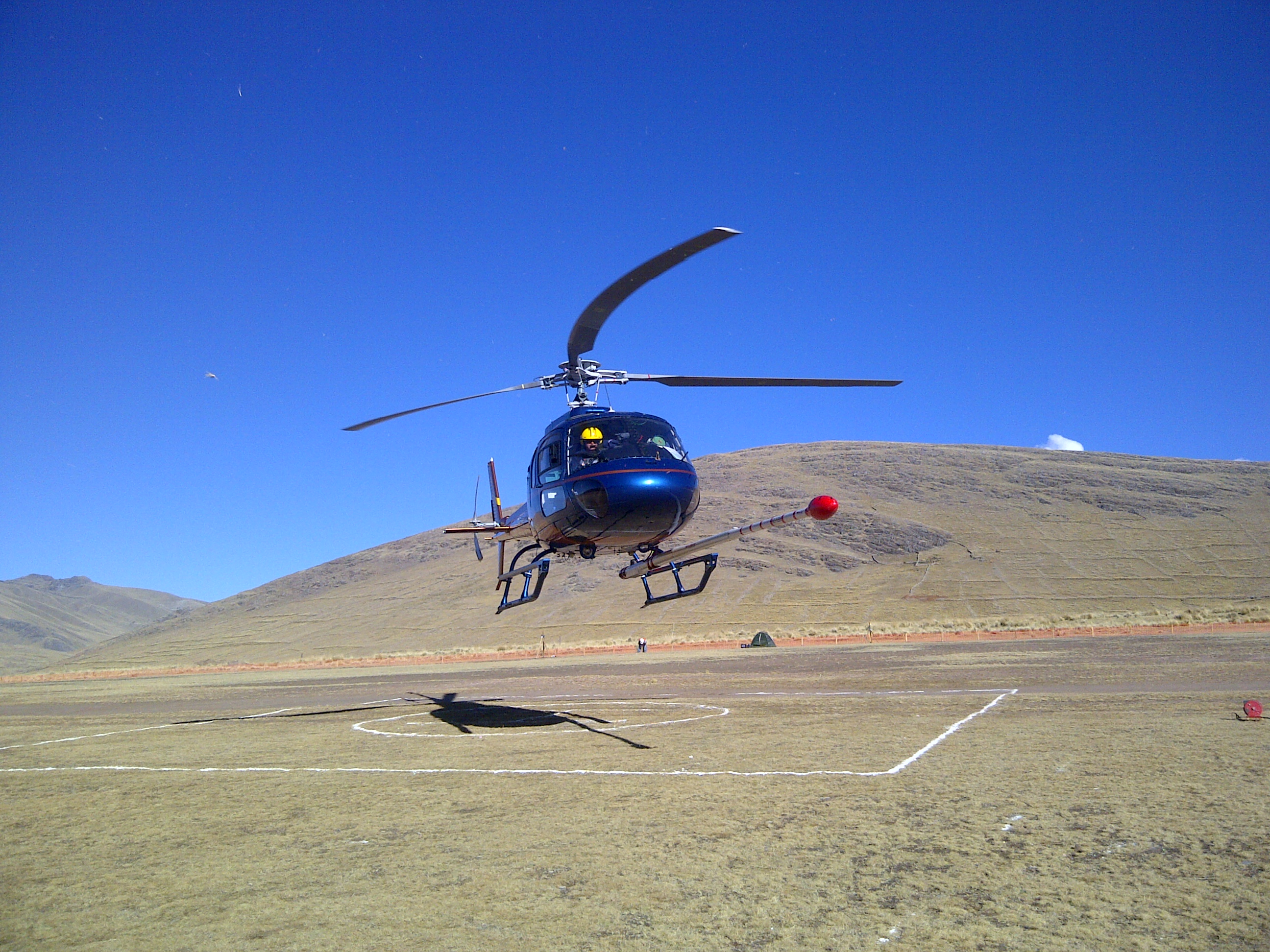 H125