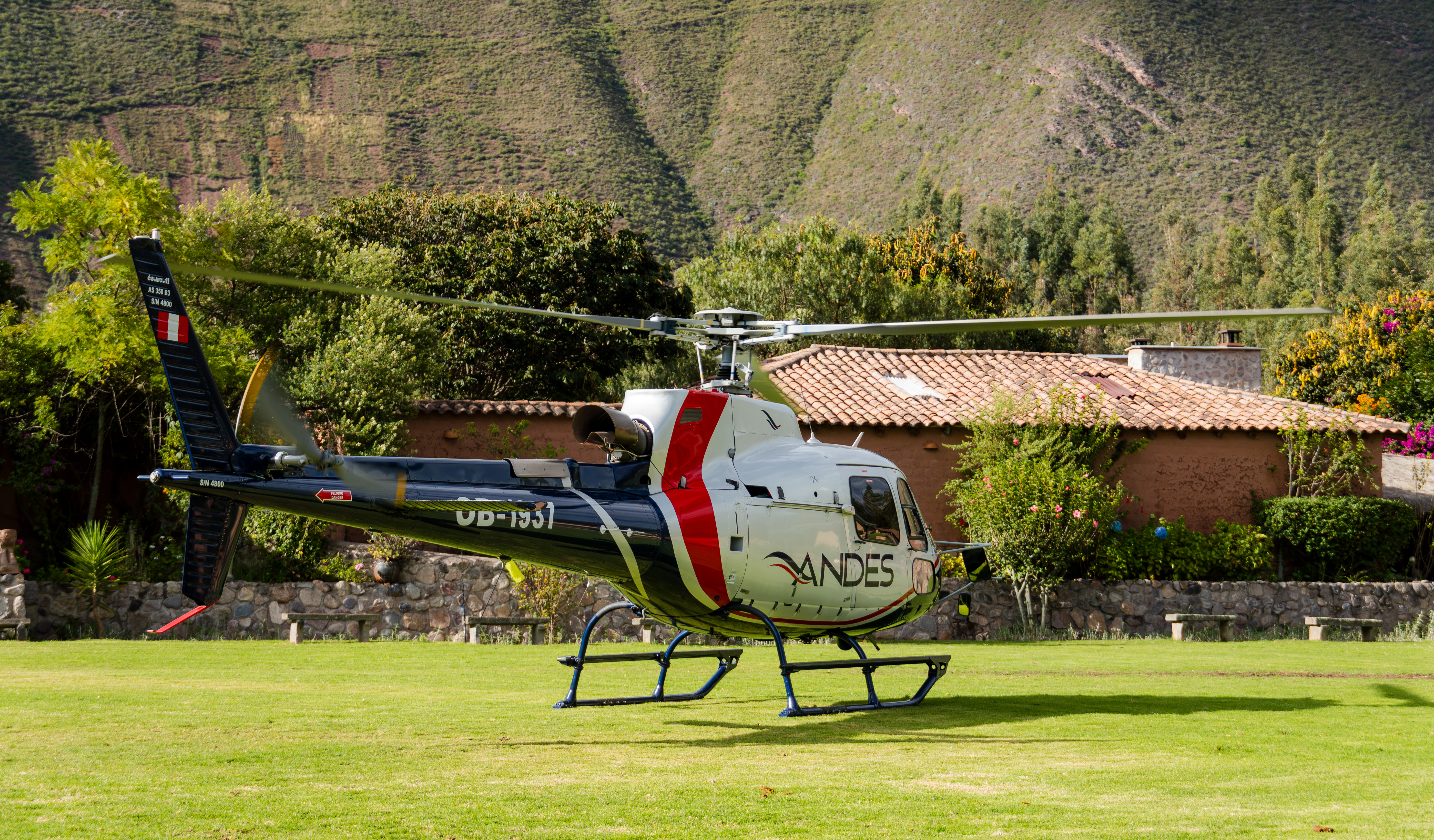 H125