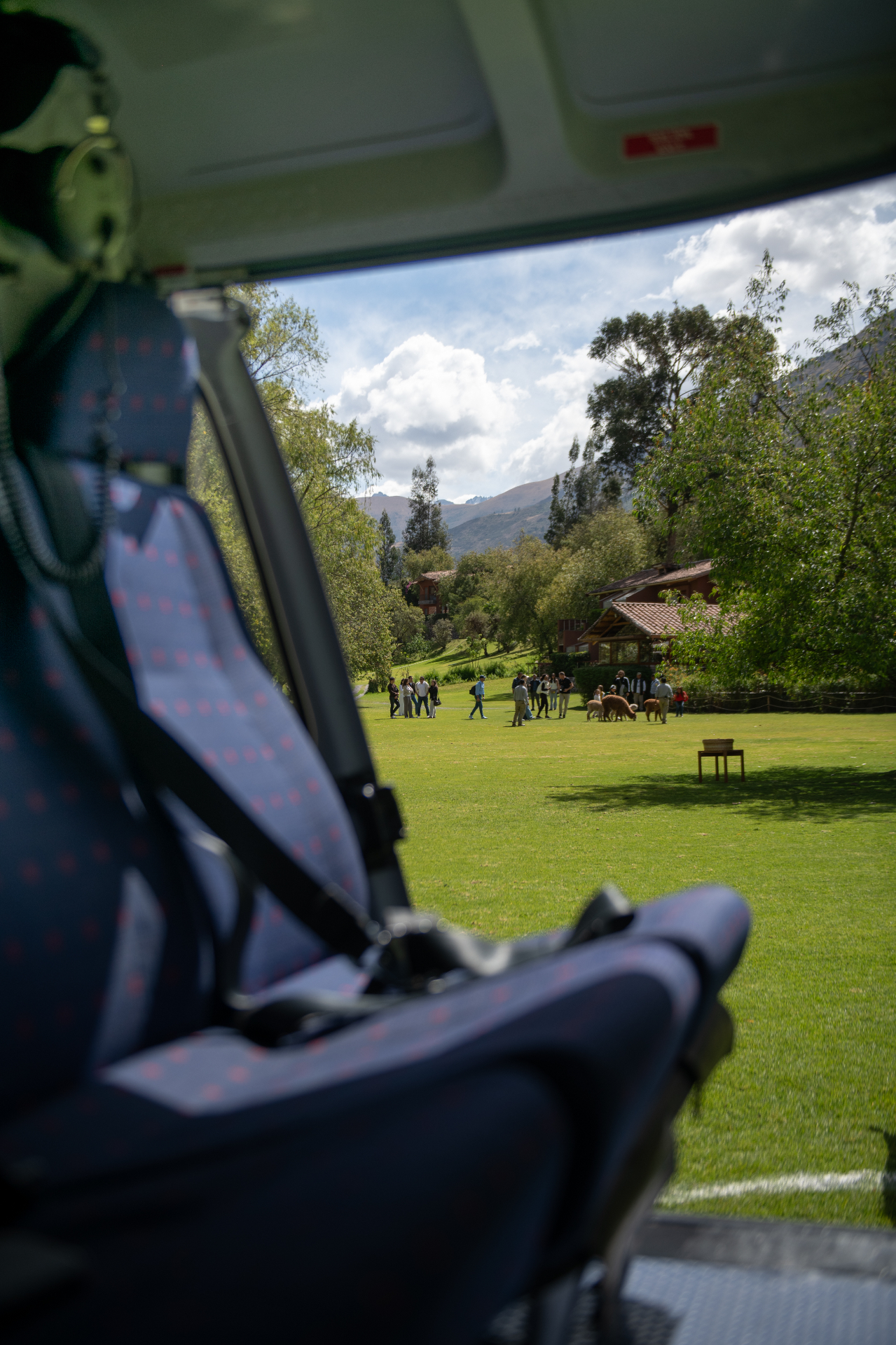 Llegada en helicóptero al hotel Belmond